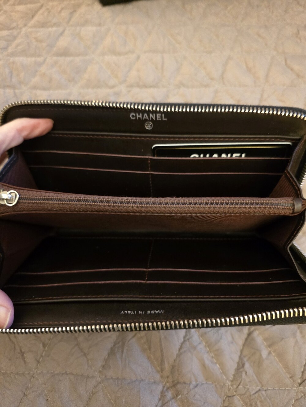 Chanel Caviar Quilted Large Zip Around Organizer Wallet Black/ LIKE NEW ! - Picture 5 of 11